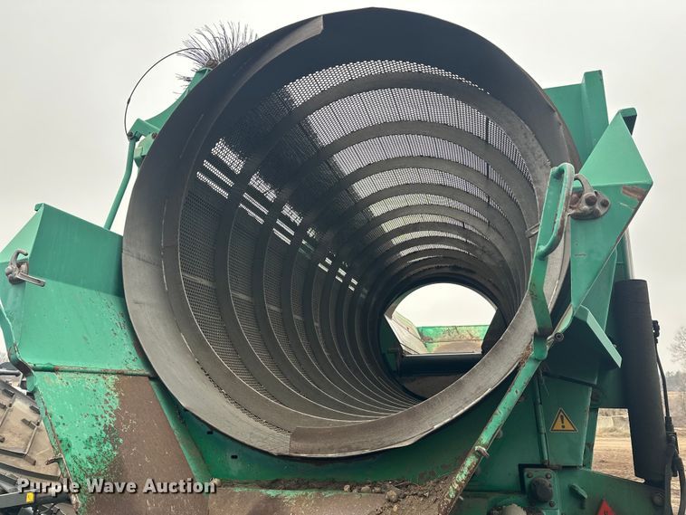 image for item DW4377 2006 Komptech Mustang trommel screen