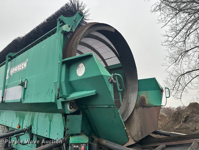 image for item DW4377 2006 Komptech Mustang trommel screen