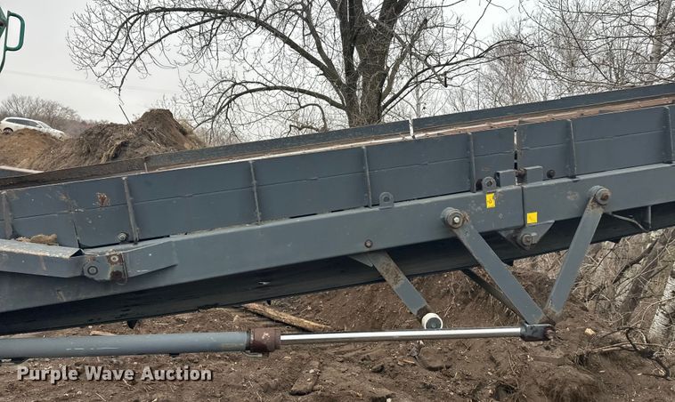 image for item DW4377 2006 Komptech Mustang trommel screen