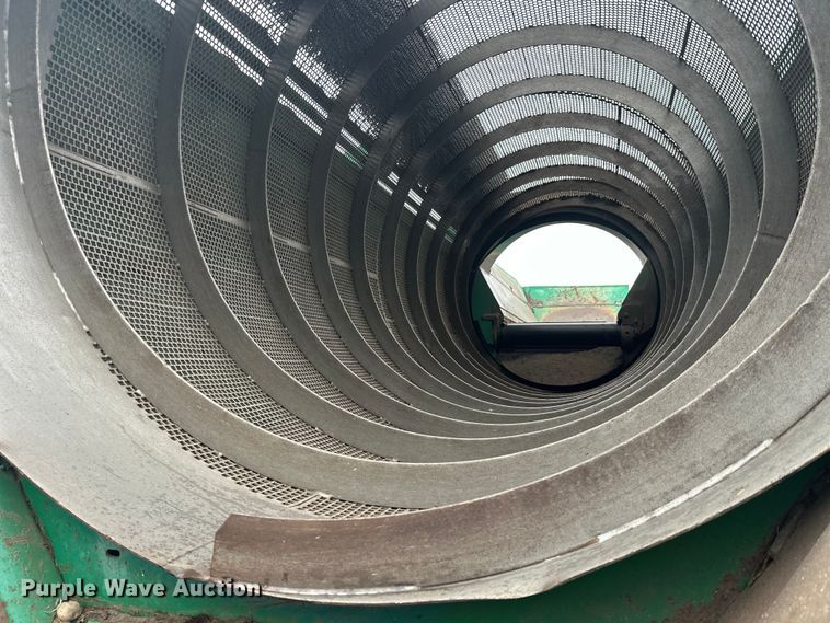 image for item DW4377 2006 Komptech Mustang trommel screen