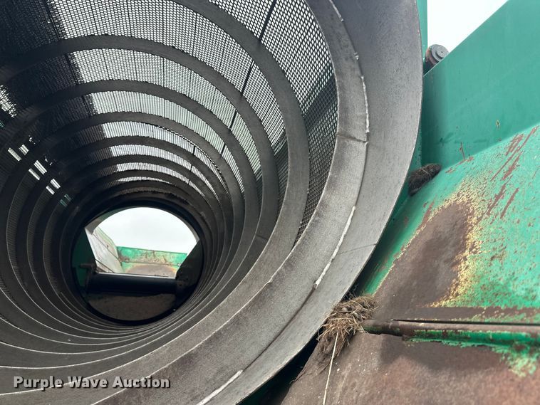 image for item DW4377 2006 Komptech Mustang trommel screen