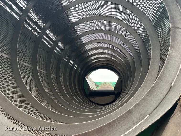 image for item DW4377 2006 Komptech Mustang trommel screen