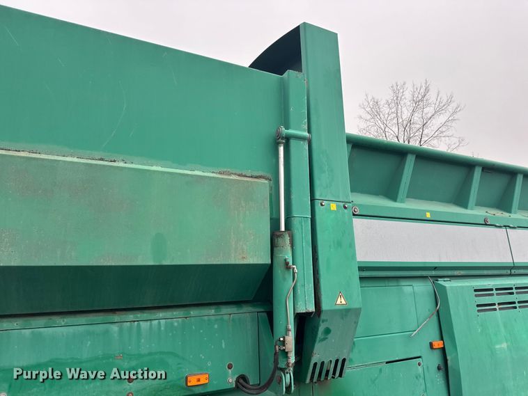 image for item DW4377 2006 Komptech Mustang trommel screen