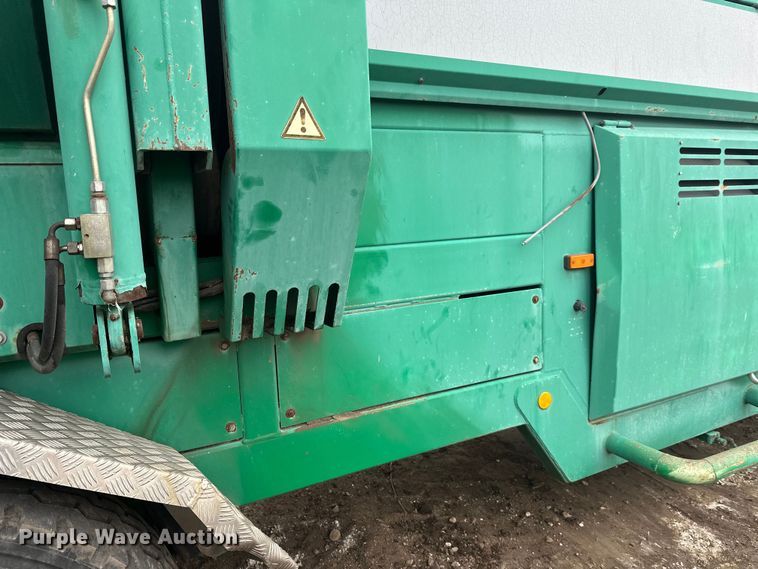 image for item DW4377 2006 Komptech Mustang trommel screen