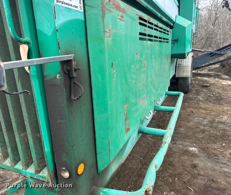 image for item DW4377 2006 Komptech Mustang trommel screen