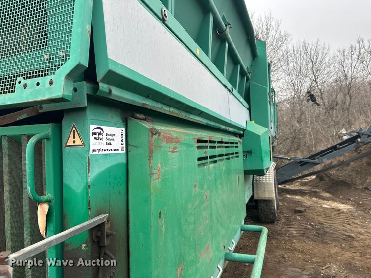 image for item DW4377 2006 Komptech Mustang trommel screen