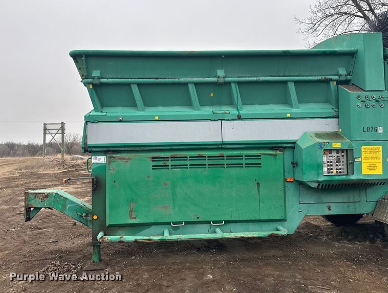 image for item DW4377 2006 Komptech Mustang trommel screen