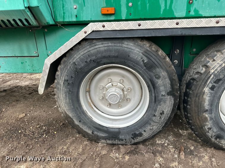 image for item DW4377 2006 Komptech Mustang trommel screen