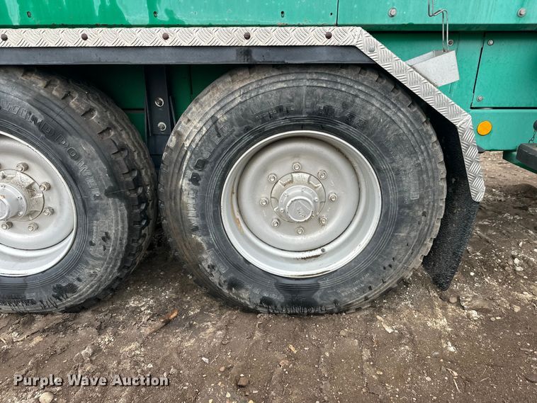 image for item DW4377 2006 Komptech Mustang trommel screen