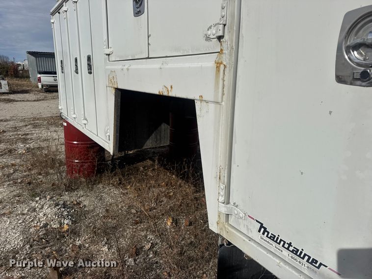 image for item DW6681 Maintainer service truck bed