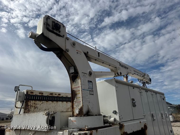 image for item DW6681 Maintainer service truck bed