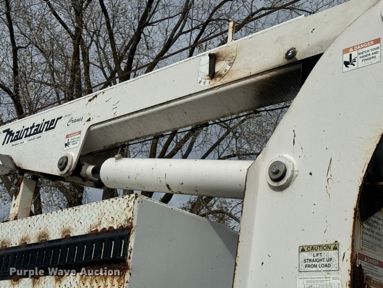 image for item DW6681 Maintainer service truck bed