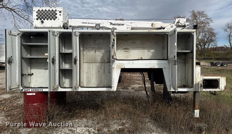 image for item DW6681 Maintainer service truck bed