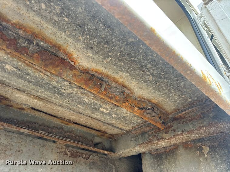 image for item DW6681 Maintainer service truck bed