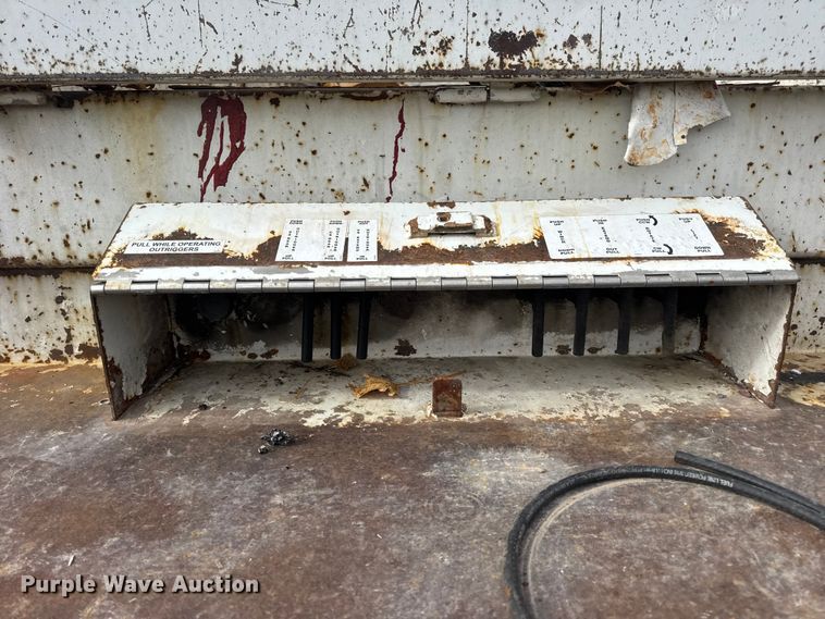 image for item DW6681 Maintainer service truck bed