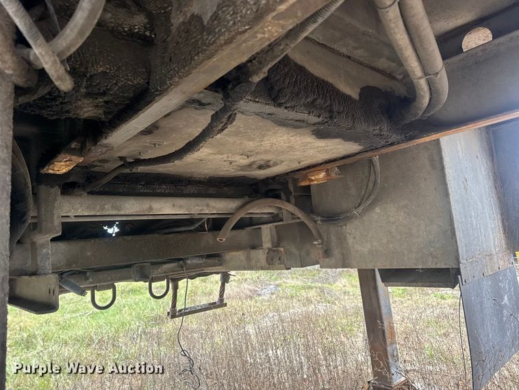 image for item DW6681 Maintainer service truck bed