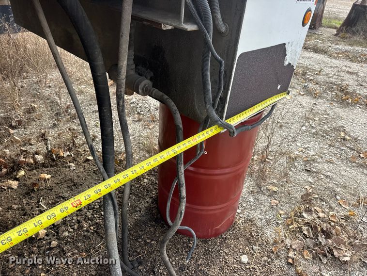 image for item DW6681 Maintainer service truck bed