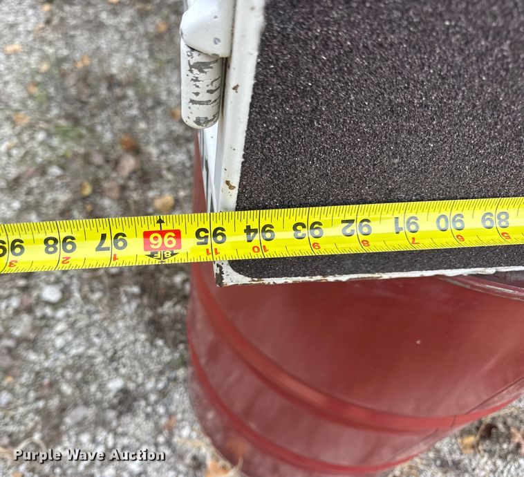 image for item DW6681 Maintainer service truck bed