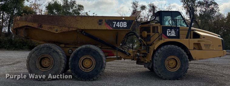 image for item DW7250 2014 Caterpillar 740B articulated haul truck
