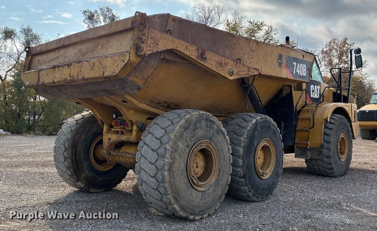 image for item DW7250 2014 Caterpillar 740B articulated haul truck