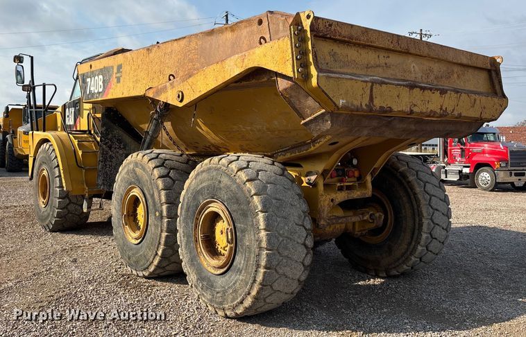image for item DW7250 2014 Caterpillar 740B articulated haul truck