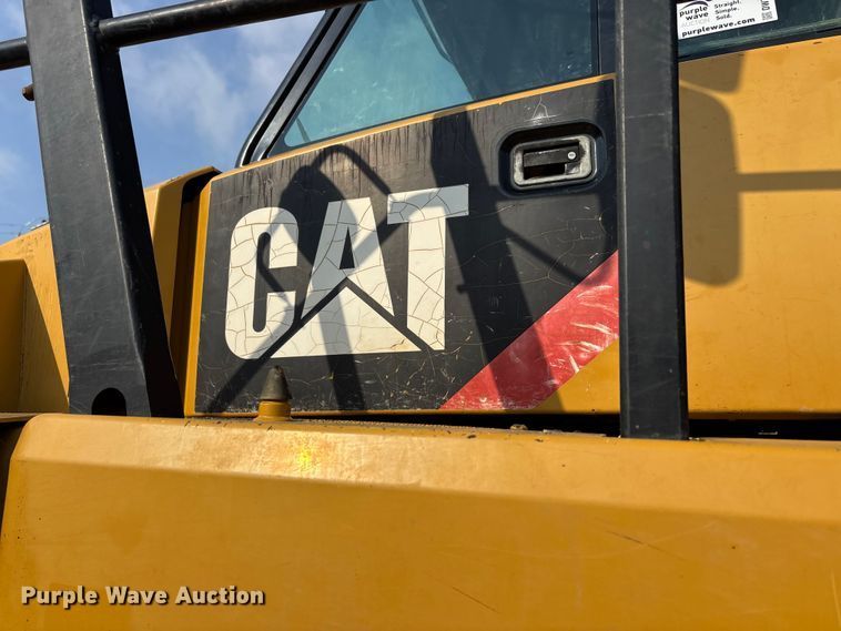 image for item DW7250 2014 Caterpillar 740B articulated haul truck