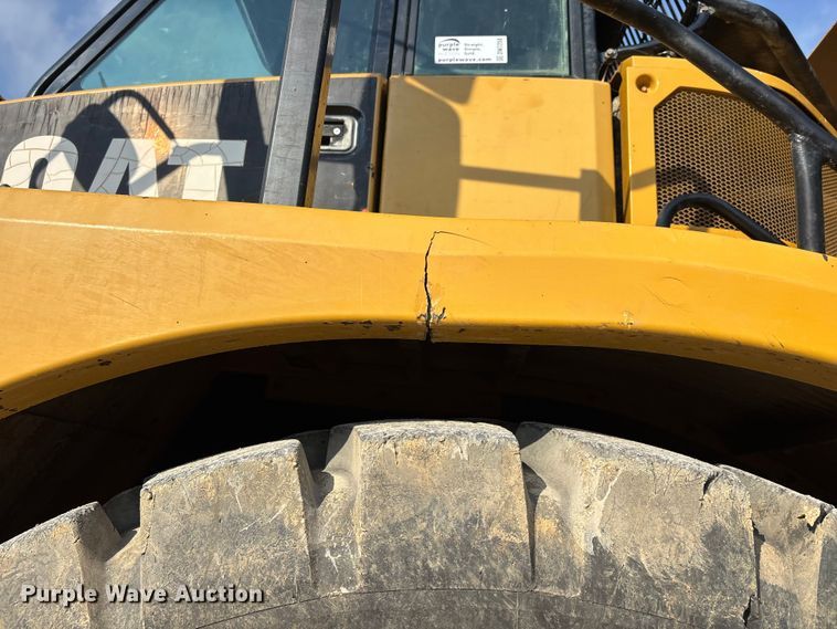 image for item DW7250 2014 Caterpillar 740B articulated haul truck