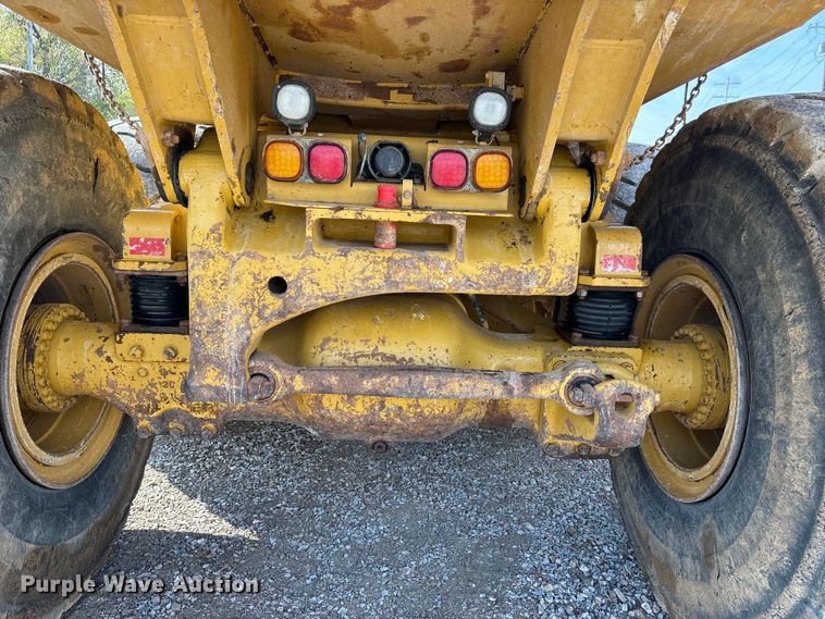 image for item DW7250 2014 Caterpillar 740B articulated haul truck