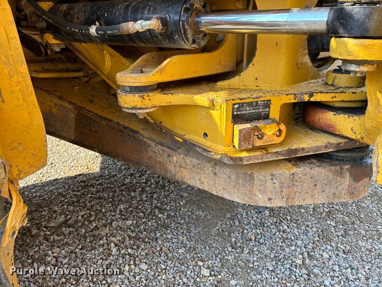 image for item DW7250 2014 Caterpillar 740B articulated haul truck