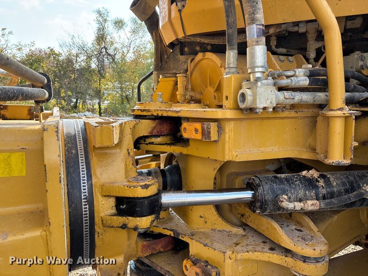 image for item DW7250 2014 Caterpillar 740B articulated haul truck