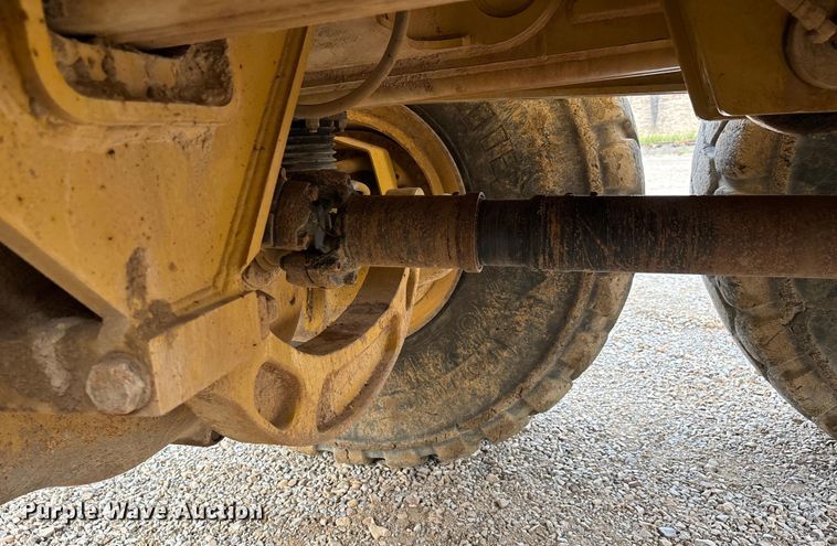 image for item DW7250 2014 Caterpillar 740B articulated haul truck