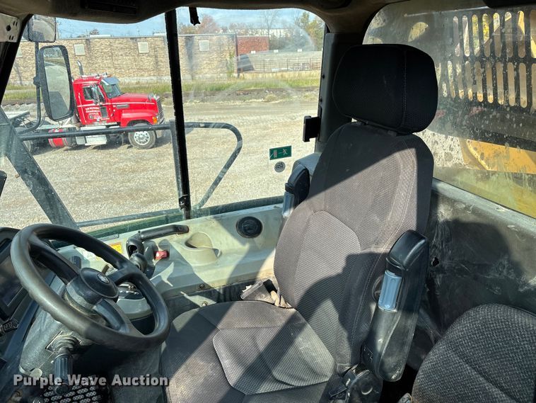 image for item DW7250 2014 Caterpillar 740B articulated haul truck