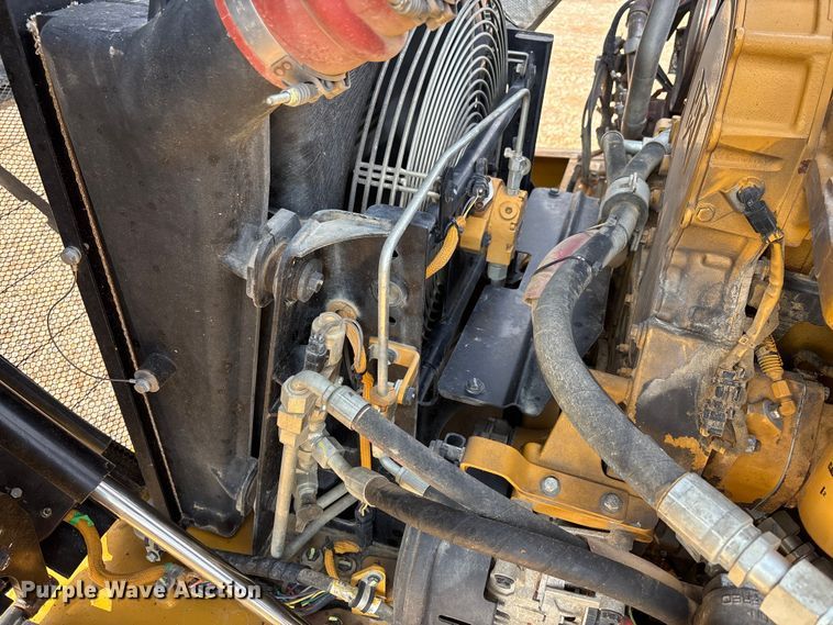 image for item DW7250 2014 Caterpillar 740B articulated haul truck