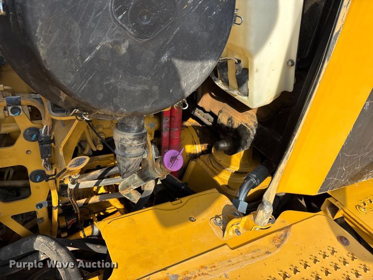 image for item DW7250 2014 Caterpillar 740B articulated haul truck