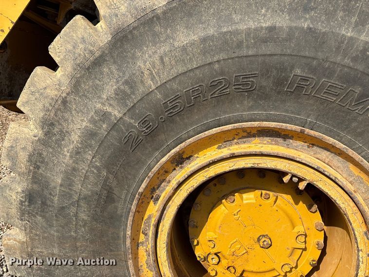 image for item DW7250 2014 Caterpillar 740B articulated haul truck