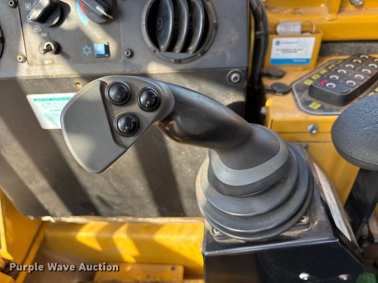 image for item DW7262 2018 Rayco C200 mulcher