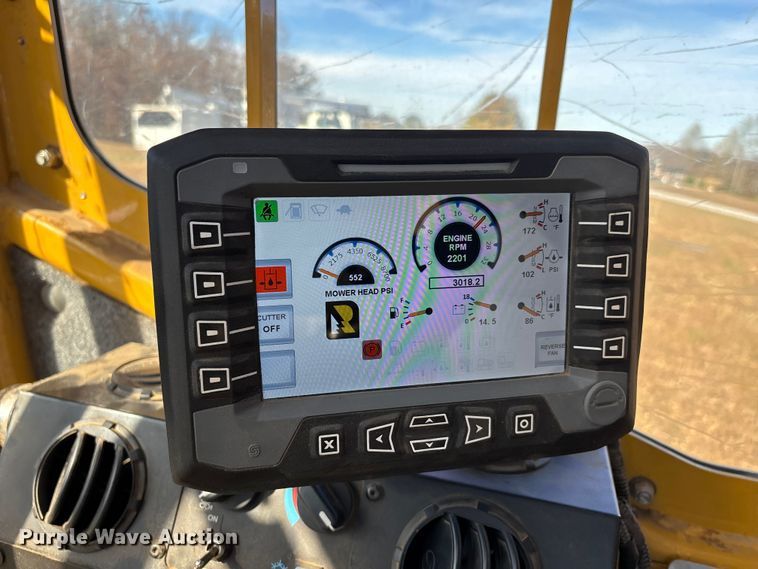 image for item DW7262 2018 Rayco C200 mulcher