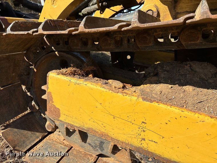 image for item DW7262 2018 Rayco C200 mulcher