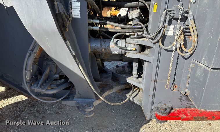 image for item DW7277 2007 Komatsu WA500 wheel loader