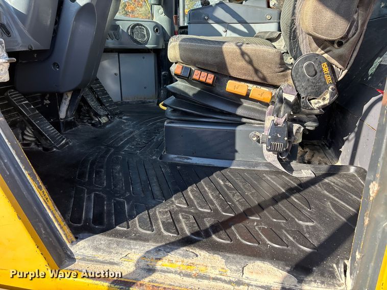 image for item DW7277 2007 Komatsu WA500 wheel loader