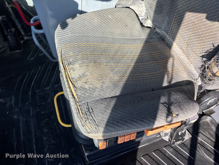 image for item DW7277 2007 Komatsu WA500 wheel loader