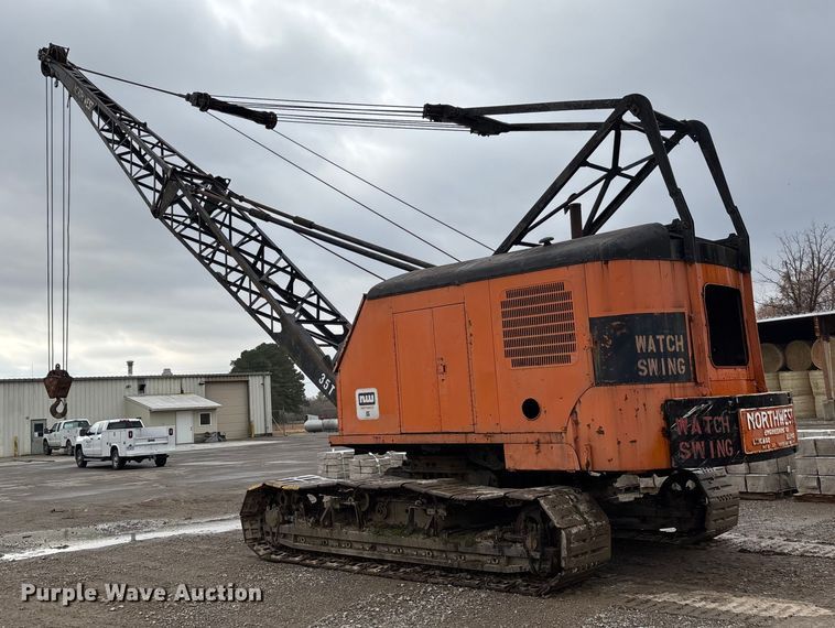 image for item DW7294 Lorain 416 crane