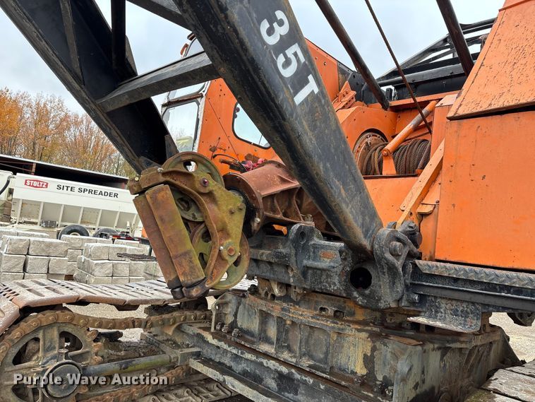 image for item DW7294 Lorain 416 crane