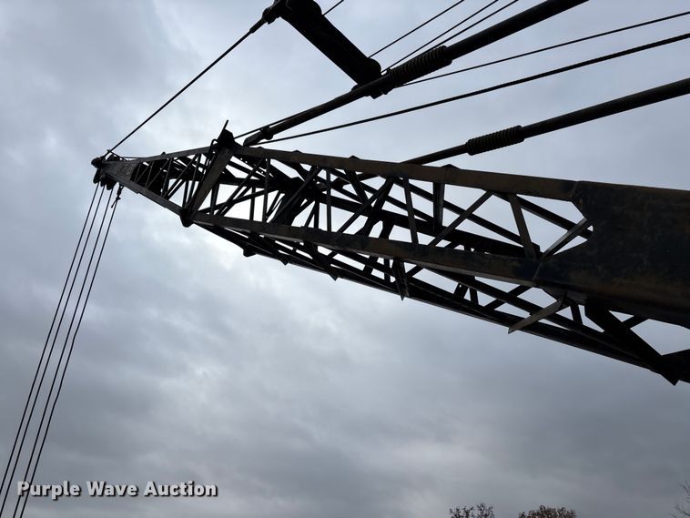 image for item DW7294 Lorain 416 crane