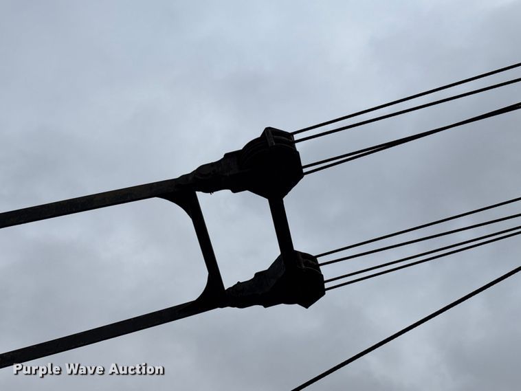 image for item DW7294 Lorain 416 crane