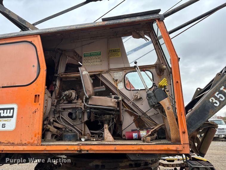 image for item DW7294 Lorain 416 crane