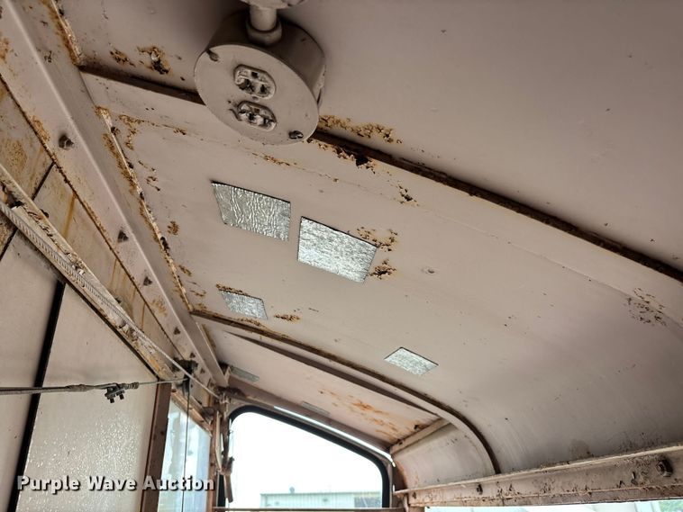 image for item DW7294 Lorain 416 crane