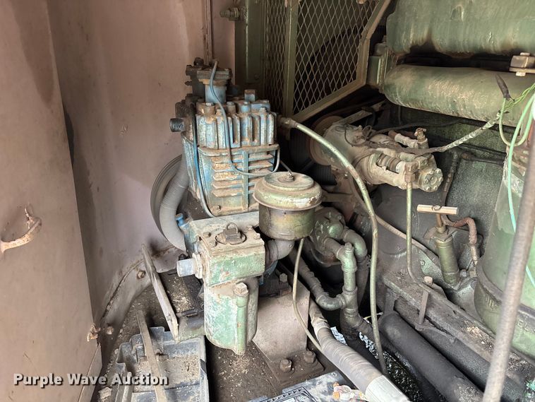 image for item DW7294 Lorain 416 crane