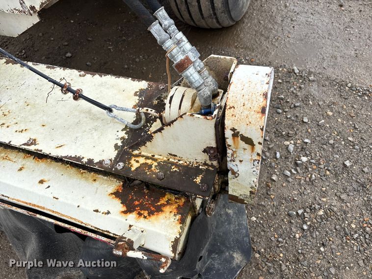 image for item DW7295 Stoltz TV3WH16HX site spreader