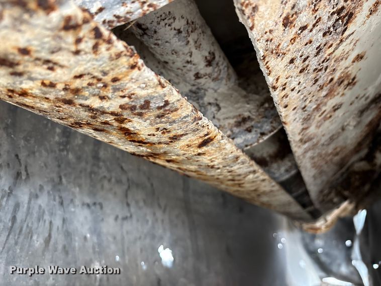 image for item DW7295 Stoltz TV3WH16HX site spreader